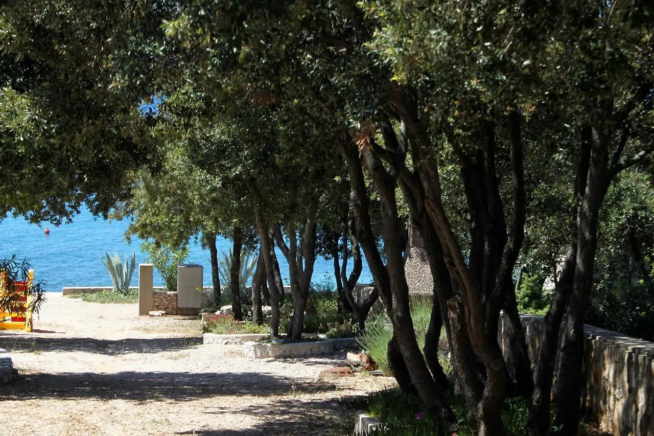 Apartments By The Sea Mandre, Pag - 6284 Kolan